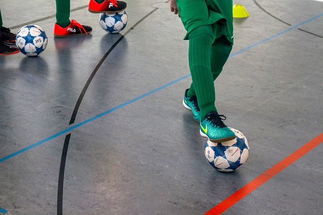 詹姆斯进一 詹姆斯进一